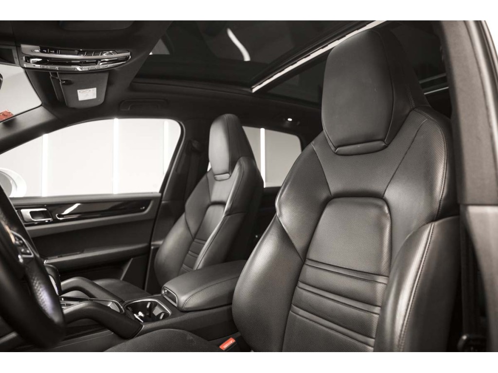 PORSCHE Cayenne S 2