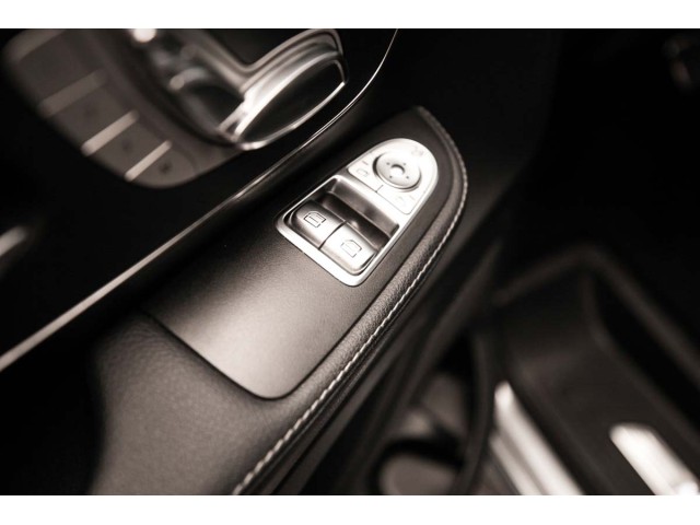 MERCEDES-BENZ Clase V 300 d Avantgarde Largo