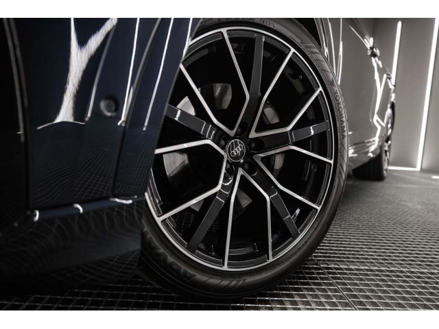 AUDI Q8 S line 50 TDI 210kW quattro tiptronic