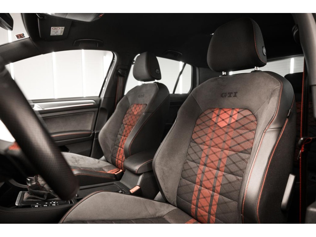 VOLKSWAGEN Golf GTI TCR 2.0... 2