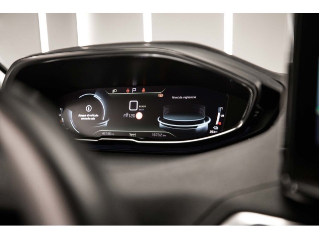 PEUGEOT 3008 Hybrid 225 eEAT8 Allure Pack