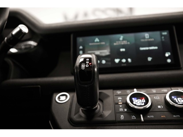LAND-ROVER Defender 2.0 D200 SD4 SE 110 Auto 4WD