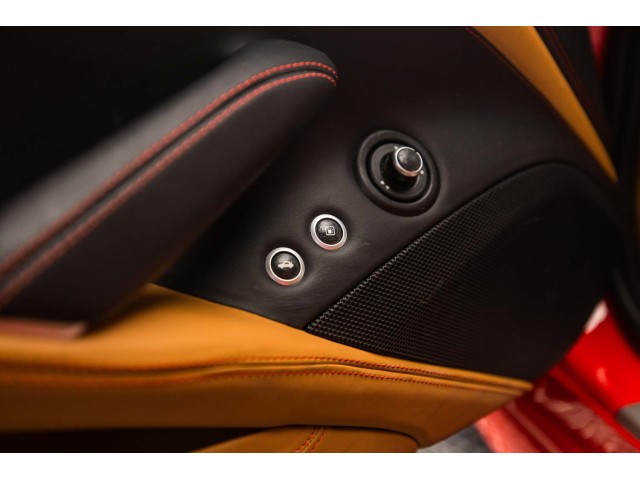 FERRARI California T DCT 22 plazas