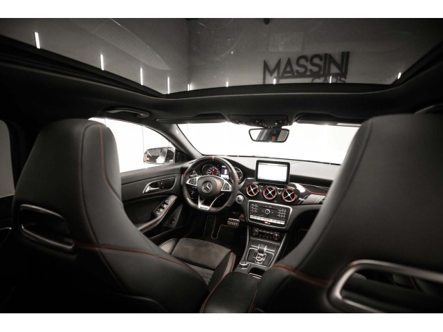 MERCEDES-BENZ  CLA 45 4M Shooting Brake