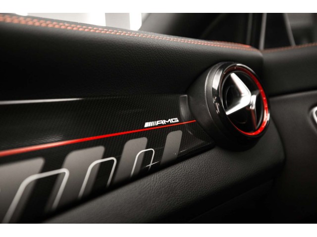 MERCEDES-BENZ  CLA 45 4M Shooting Brake