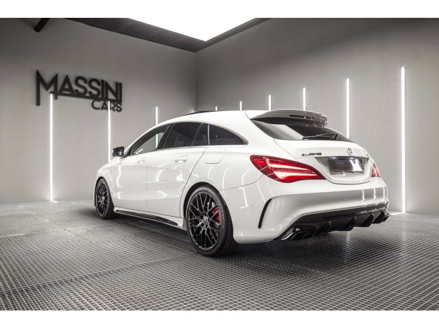 MERCEDES-BENZ  CLA 45 4M Shooting Brake