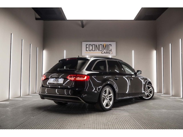 AUDI A4 Avant 2.0 TDI 177cv S line edition