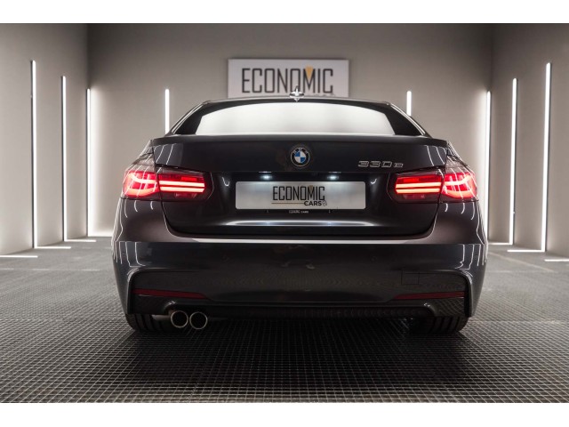 BMW Serie 3 330e
