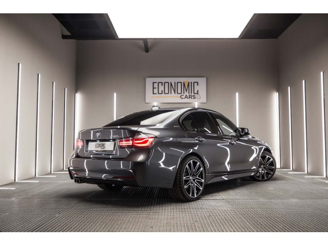 BMW Serie 3 330e