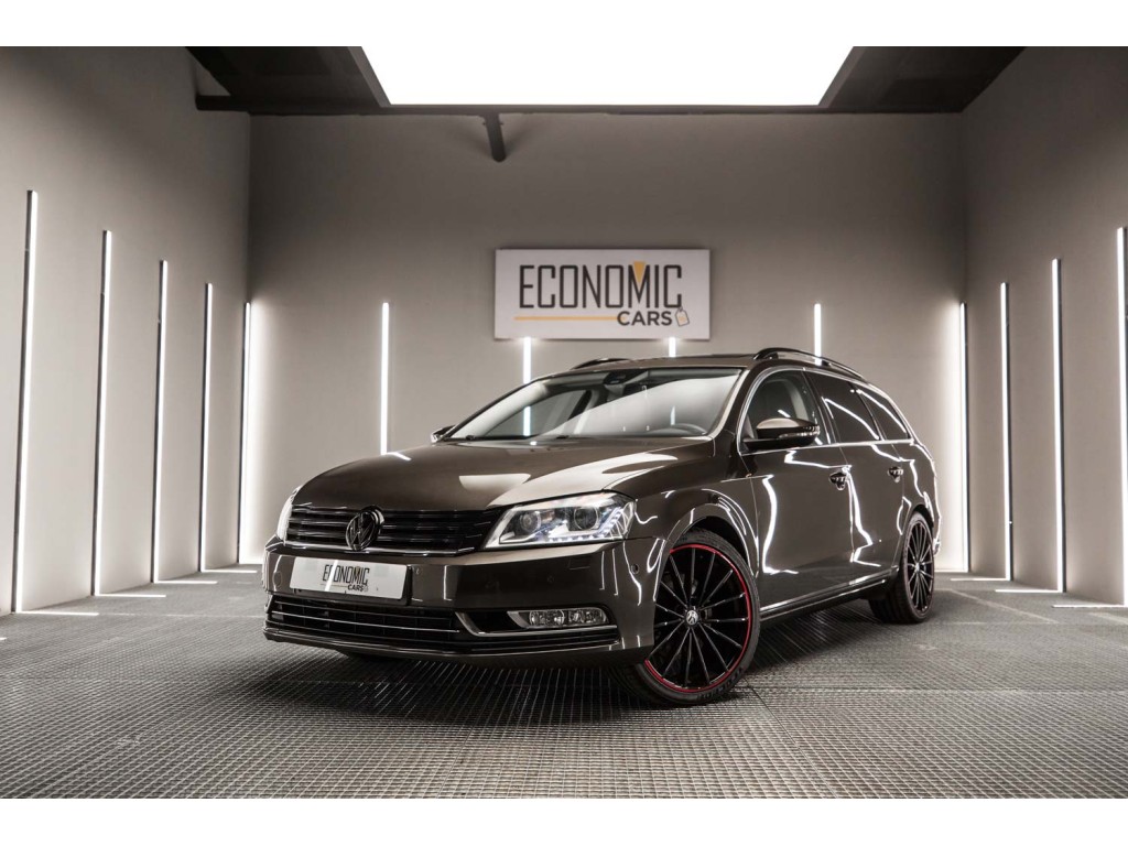 VOLKSWAGEN Passat Variant...