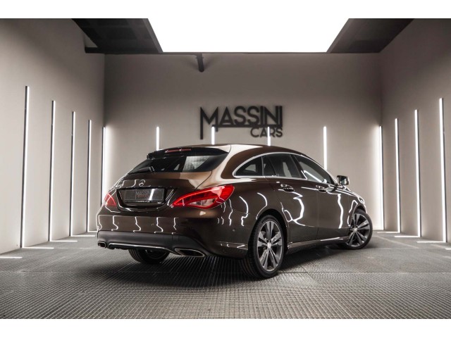 MERCEDES-BENZ Clase CLA CLA 220 d Urban Shooting Brake