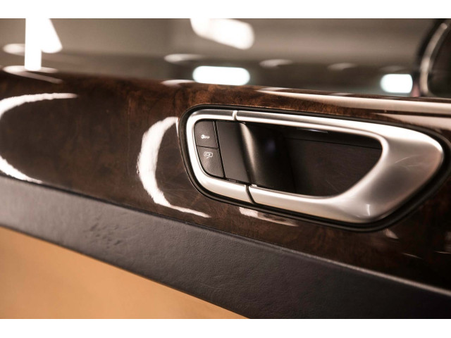 BENTLEY Continental Flying Spur 6.0