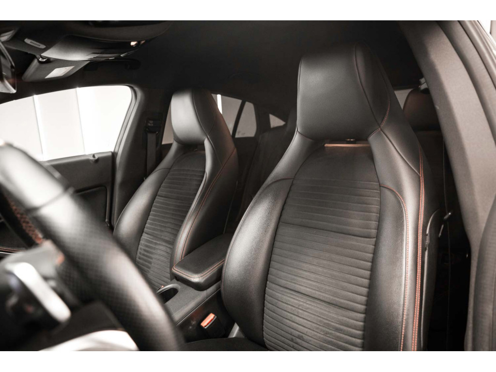 MERCEDES-BENZ Clase CLA CLA... 2