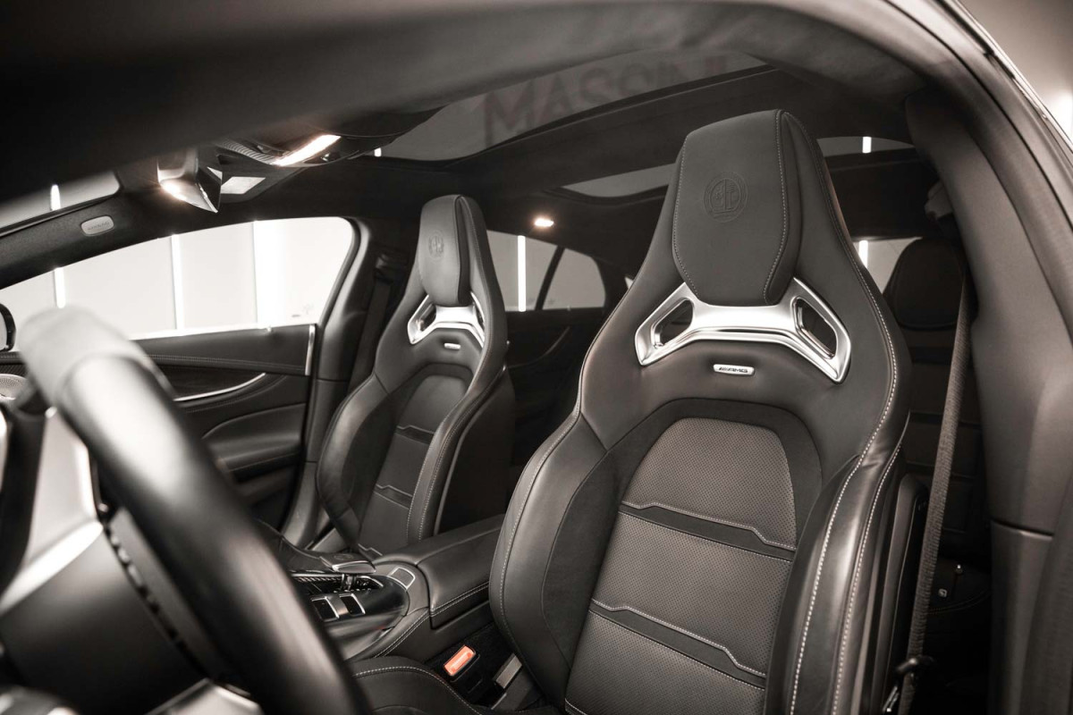 MERCEDES-BENZ MercedesAMG... 2