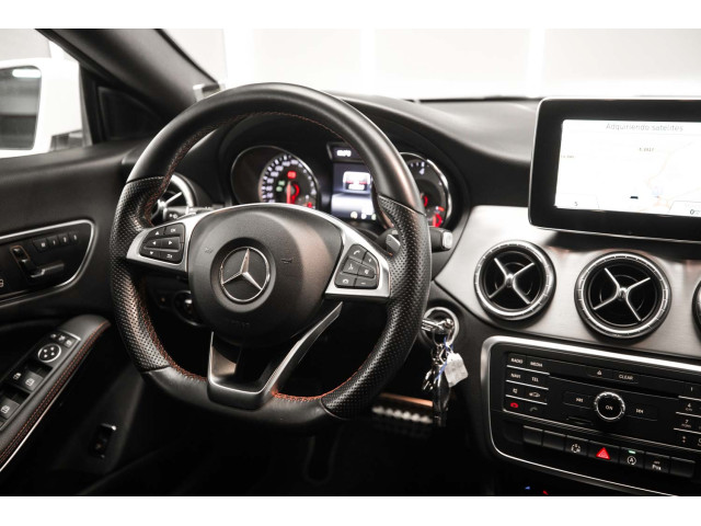 MERCEDES-BENZ Clase CLA CLA 220 CDI Aut. AMG Line