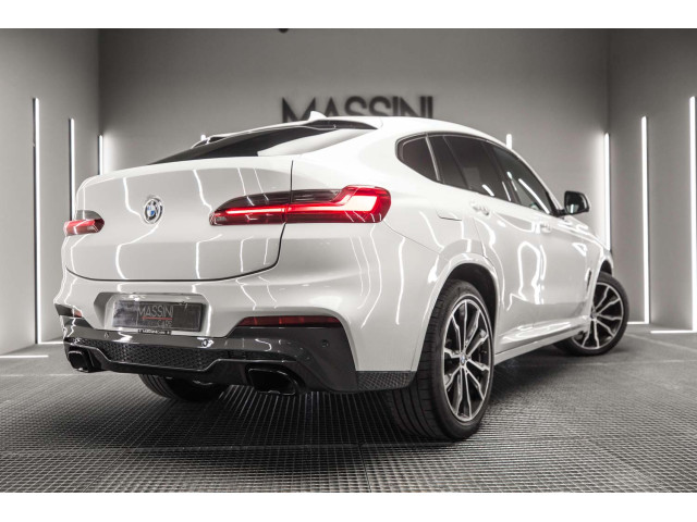 BMW X4 M40d