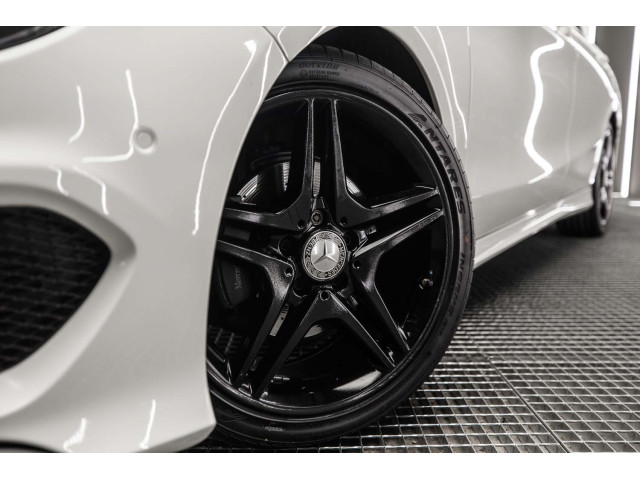 MERCEDES-BENZ Clase CLA CLA 200 d AMG Line Shooting Brake