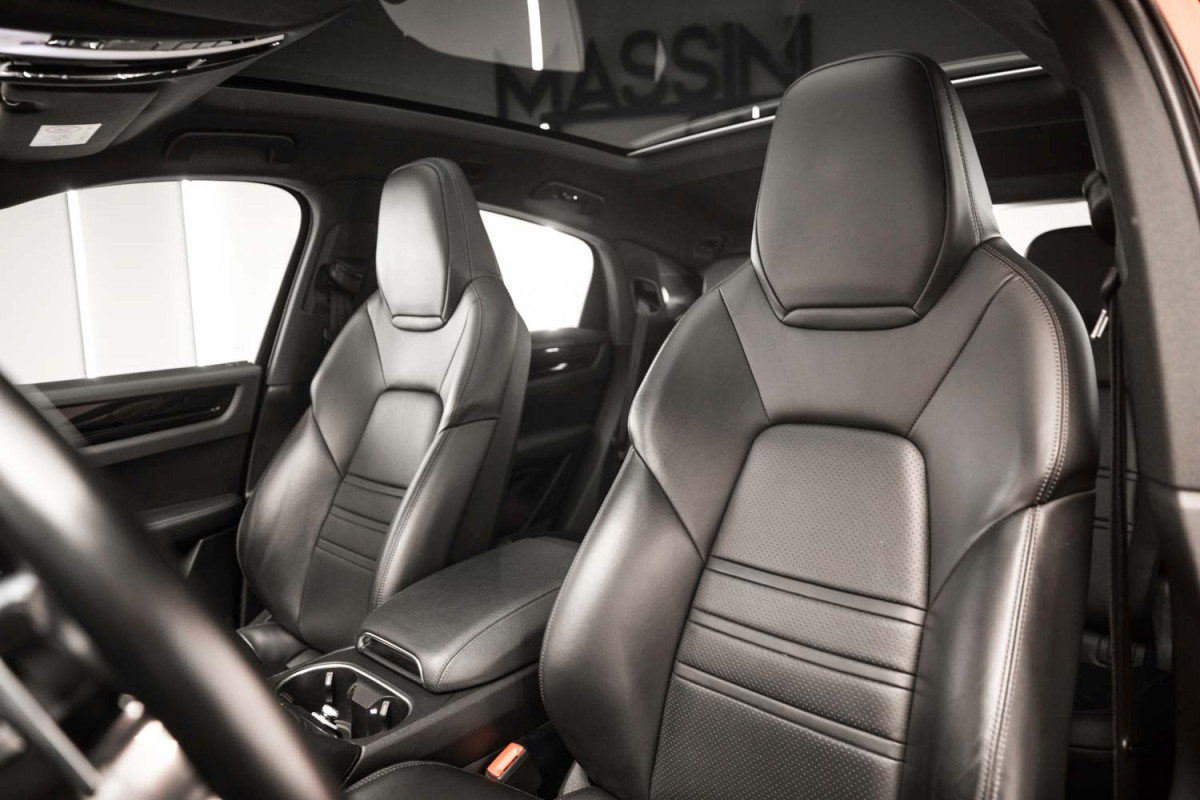 PORSCHE Cayenne Coupe EHybrid 2