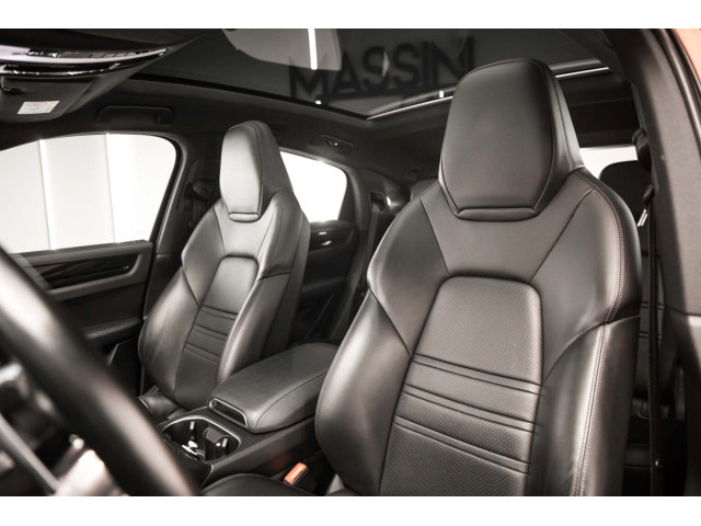 PORSCHE Cayenne Coupe EHybrid