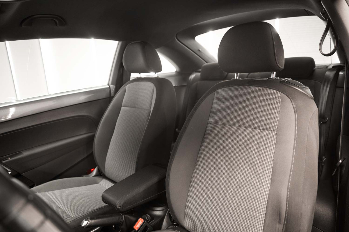 VOLKSWAGEN Beetle 1.2 TSI... 2