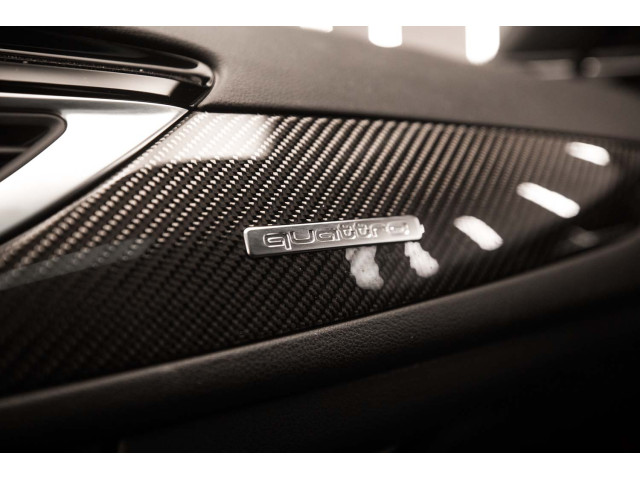 AUDI A6 RS 6 4.0 TFSI quattro tiptronic Avant