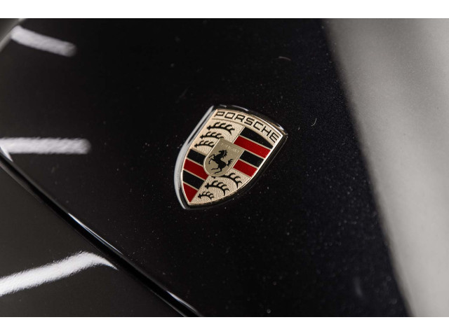 PORSCHE Cayenne GTS