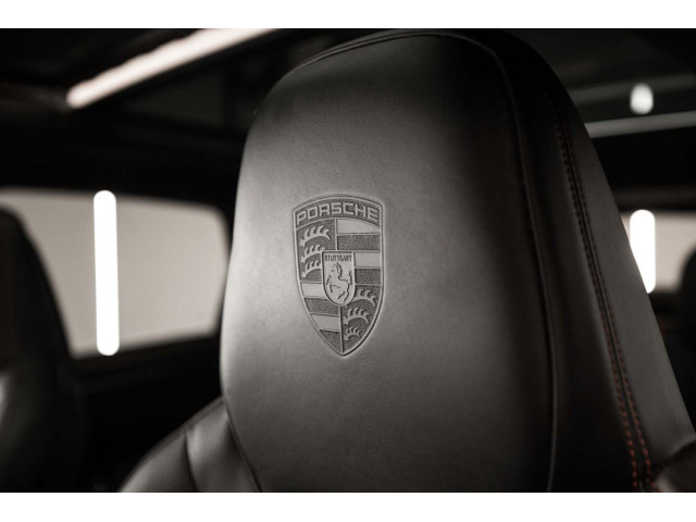 PORSCHE Cayenne GTS