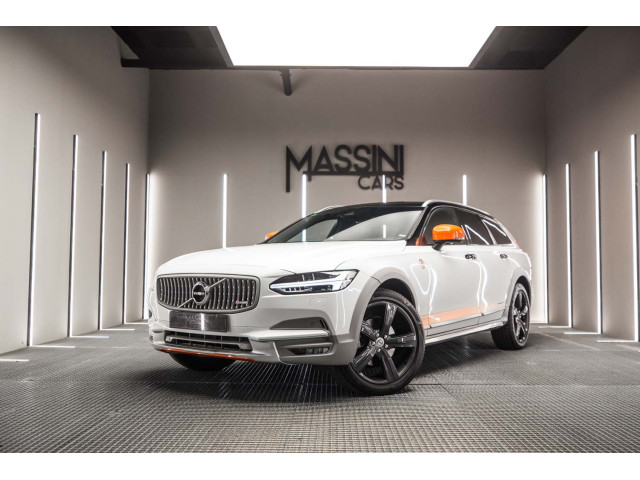 VOLVO V90 Cross Country 2.0 D4 AWD Pro Auto