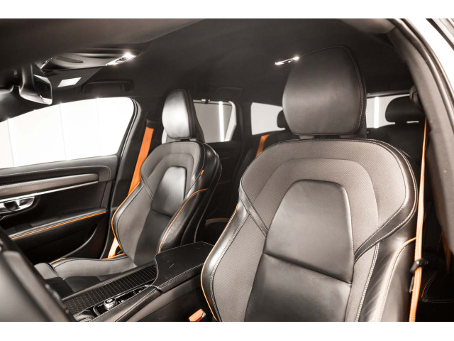 VOLVO V90 Cross Country 2.0 D4 AWD Pro Auto