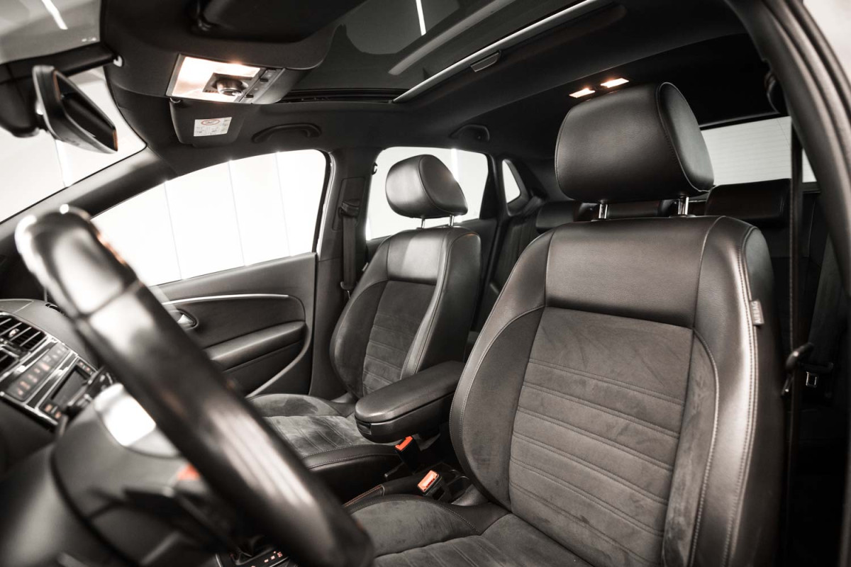 VOLKSWAGEN Polo GTI 1.8 TSI... 2