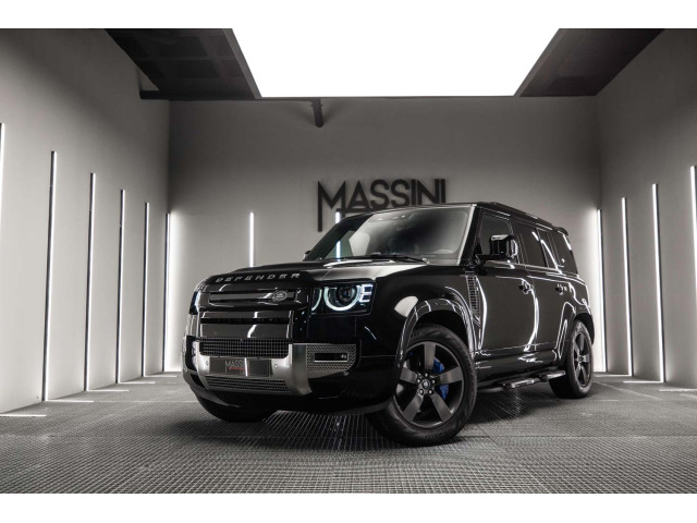 LAND-ROVER Defender 3.0 I6 400 XDynamic SE 130 AT 4WD MHEV