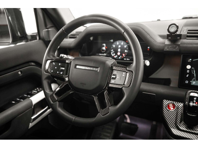LAND-ROVER Defender 3.0 I6 400 XDynamic SE 130 AT 4WD MHEV