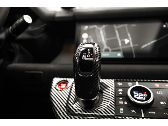 LAND-ROVER Defender 3.0 I6 400 XDynamic SE 130 AT 4WD MHEV