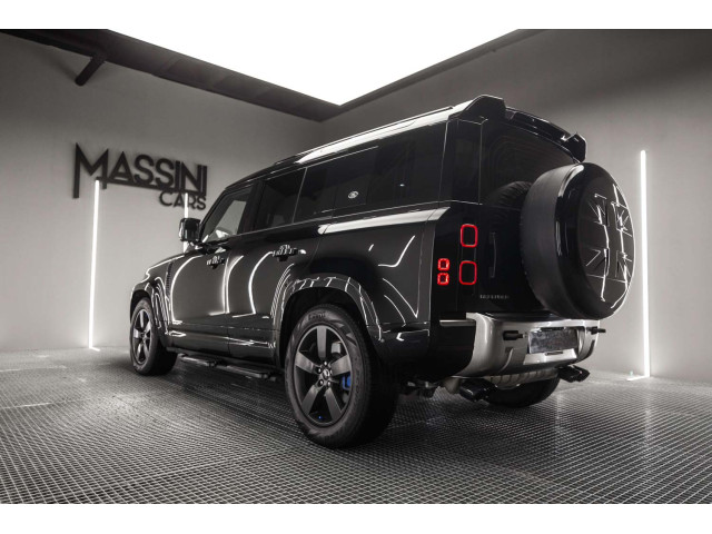 LAND-ROVER Defender 3.0 I6 400 XDynamic SE 130 AT 4WD MHEV