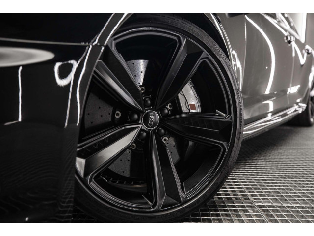 AUDI A4 RS 4 2.9 TFSI 331kW quattro tiptro Avant