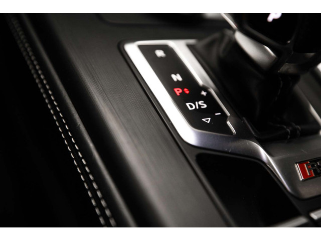 AUDI A4 RS 4 2.9 TFSI 331kW quattro tiptro Avant