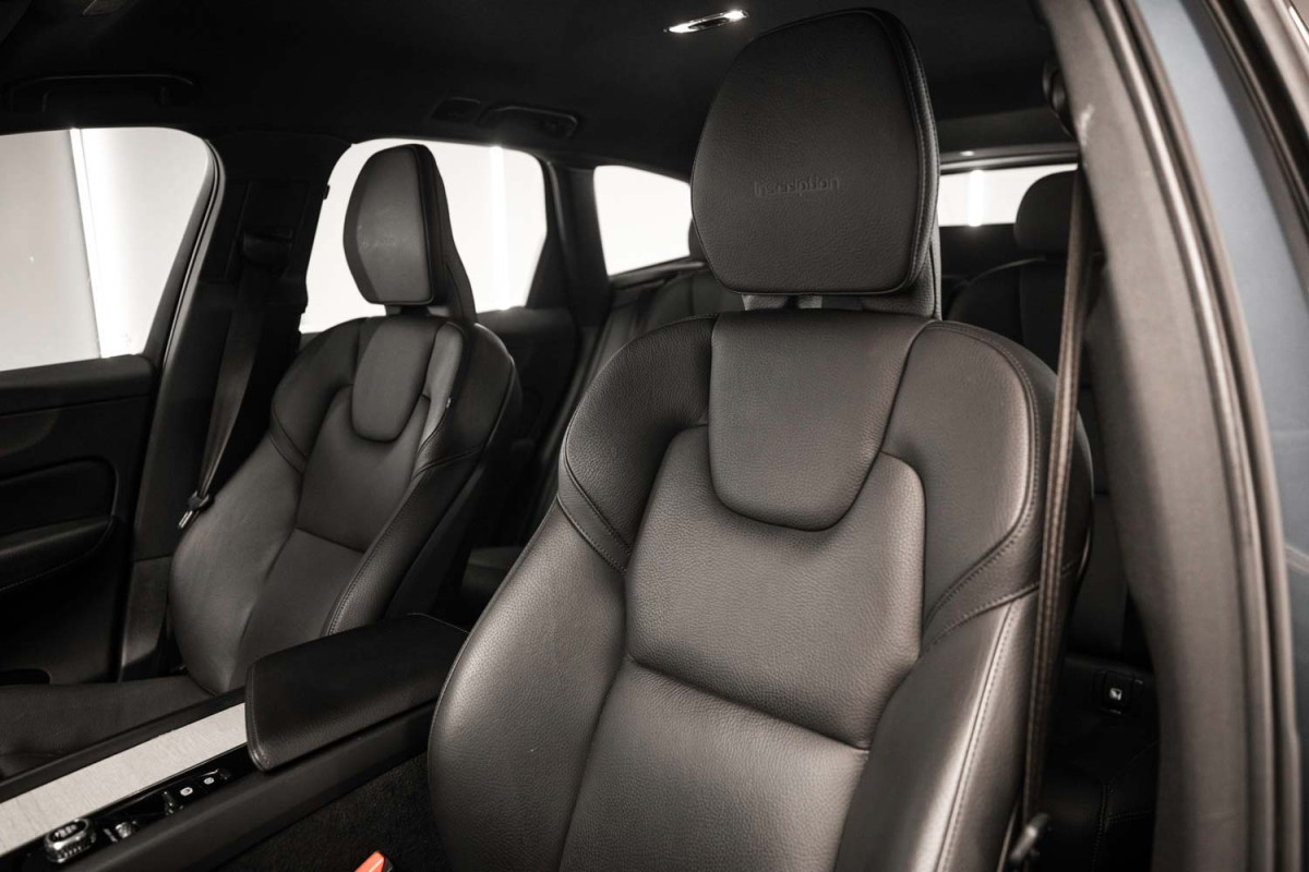VOLVO XC60 2.0 D4... 2