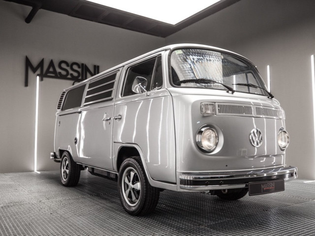 VOLKSWAGEN CALIFORNIA T2