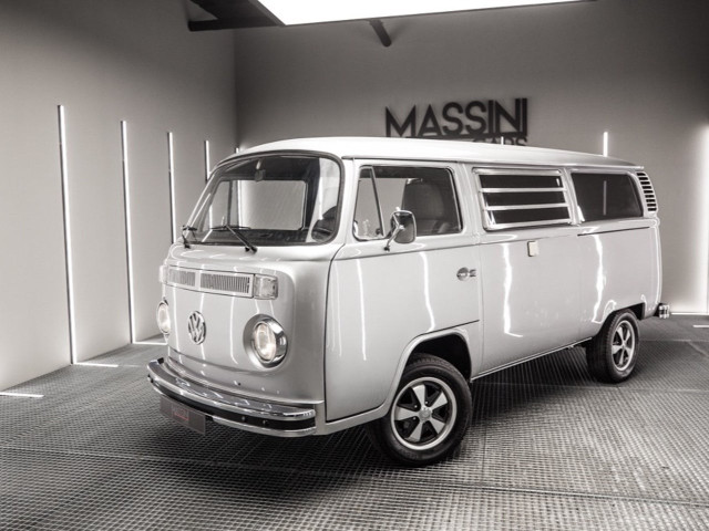 VOLKSWAGEN CALIFORNIA T2