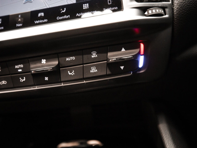 MASERATI Levante GT L4 330CV HybridGasolina AWD