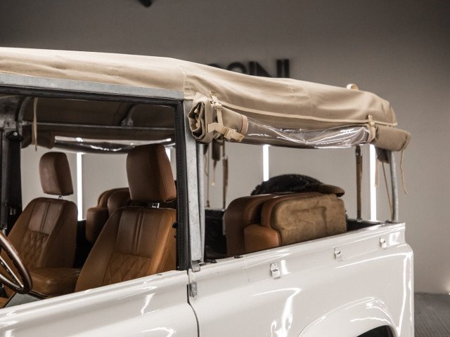 LAND ROVER Defender 90 2.5 TD5 Pick Up S