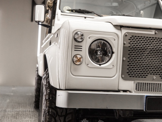 LAND ROVER Defender 90 2.5 TD5 Pick Up S