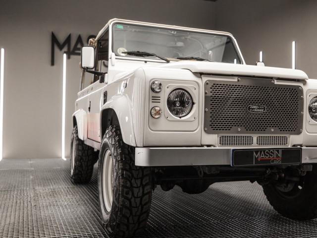 LAND ROVER Defender 90 2.5 TD5 Pick Up S