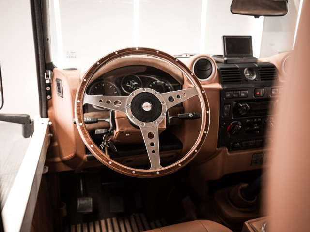 LAND ROVER Defender 90 2.5 TD5 Pick Up S