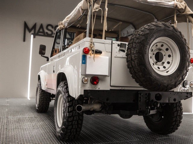 LAND ROVER Defender 90 2.5 TD5 Pick Up S