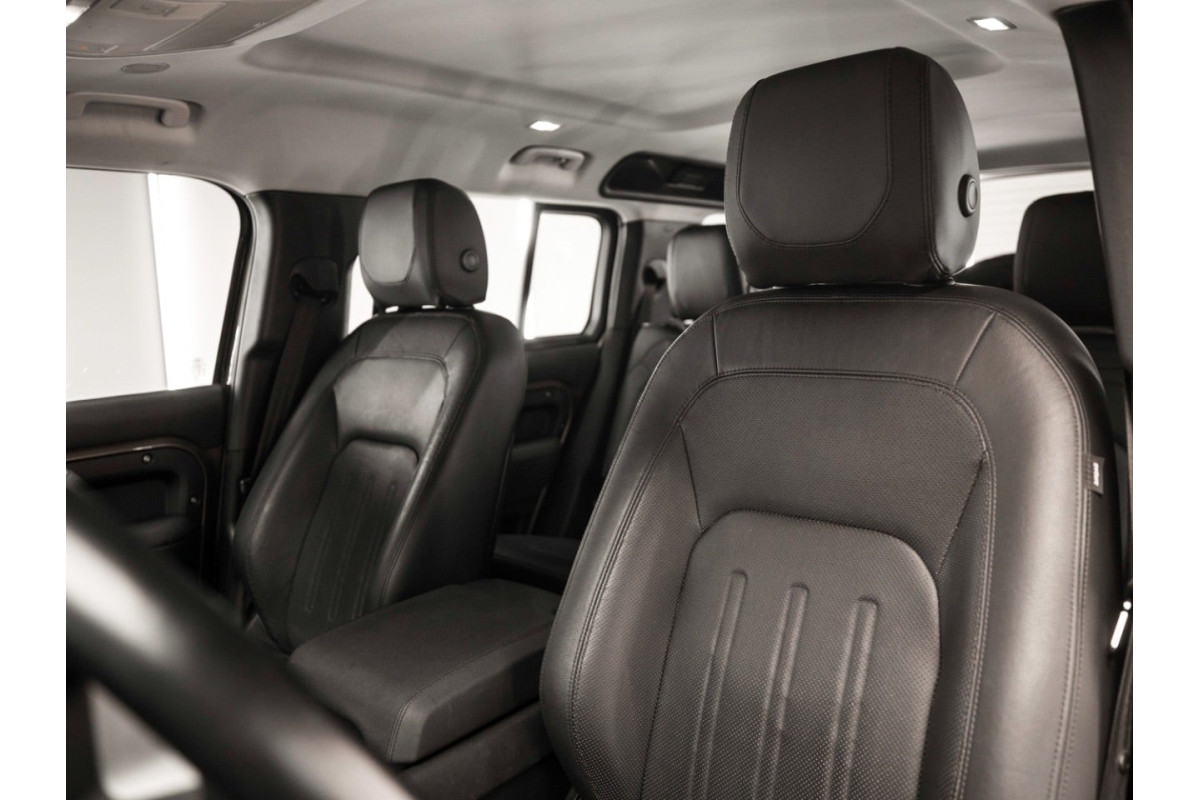 LAND ROVER Defender 3.0... 2
