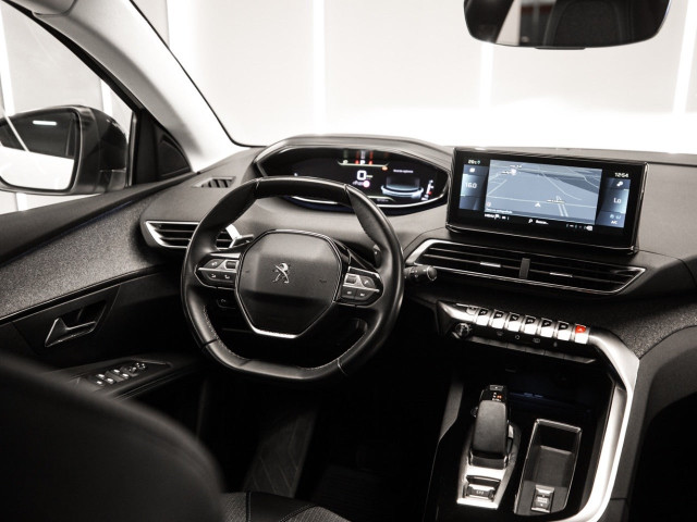 PEUGEOT 3008 Hybrid 225 eEAT8 Allure Pack