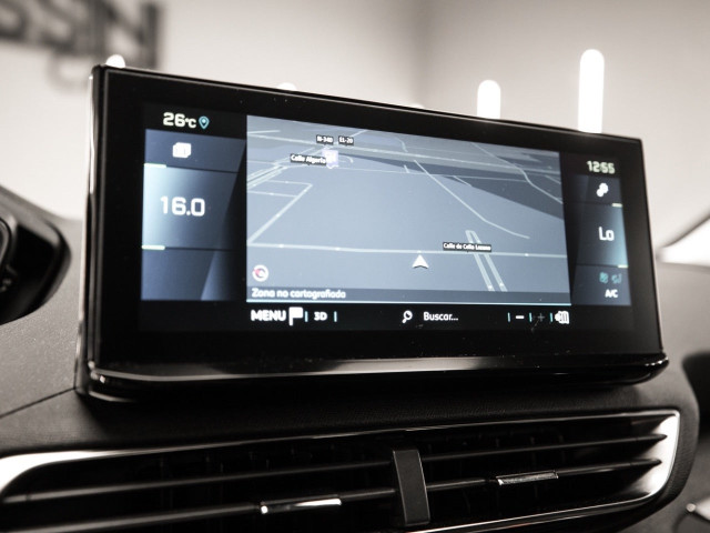PEUGEOT 3008 Hybrid 225 eEAT8 Allure Pack