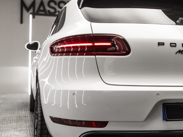 PORSCHE Macan GTS