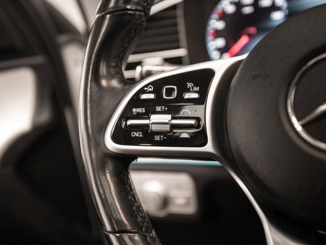 MERCEDES GLE 300 d 4MATIC
